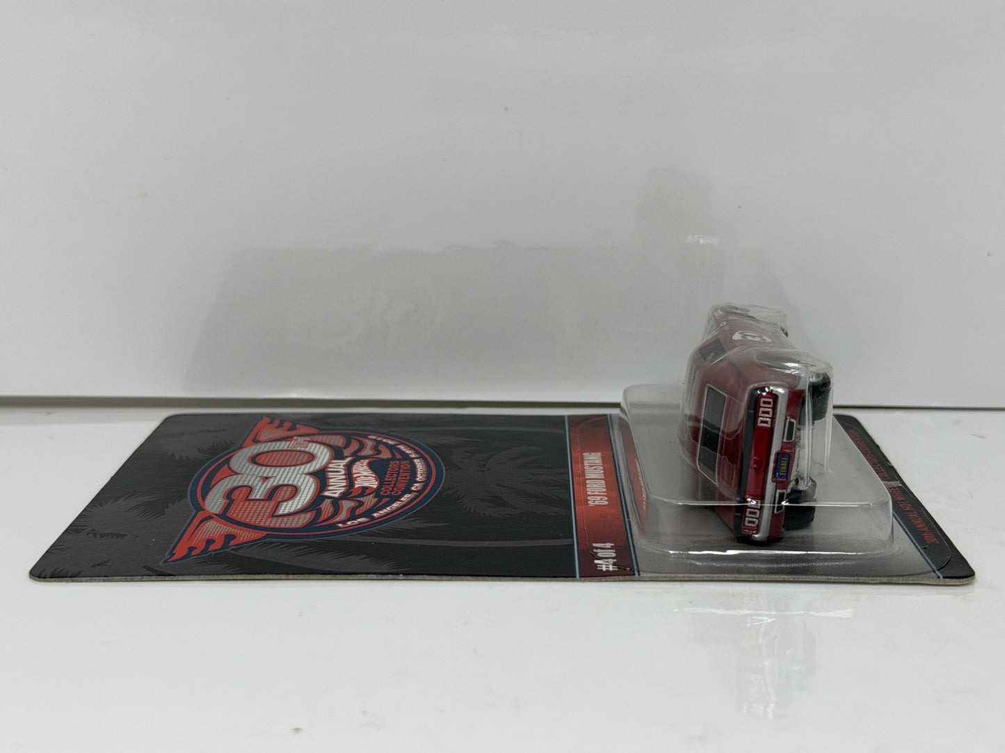 Hot Wheels 2016 30th Collectors Convention 1969 Ford Mustang 1:64 Diecast