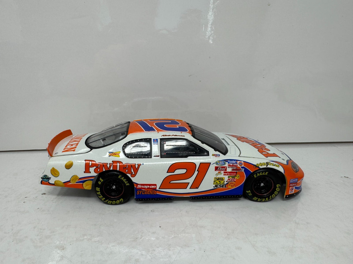 Action Nascar #21 Kevin Harvick PayDay 2003 Chevy Monte Carlo 1:24 Diecast