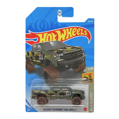 Hot Wheels Baja Blazers 2019 Chevy Silverado Trail Boss LT 1:64 Diecast