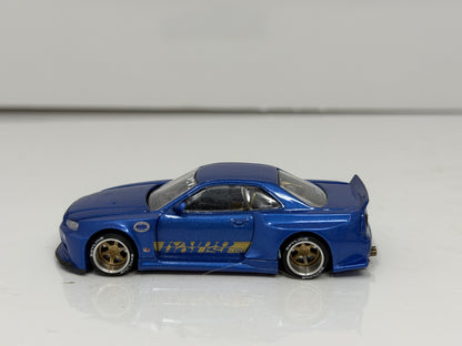 Kaido House Mini GT Nissan Skyline GT-R R34 Shinjuku V2 1:64 Diecast