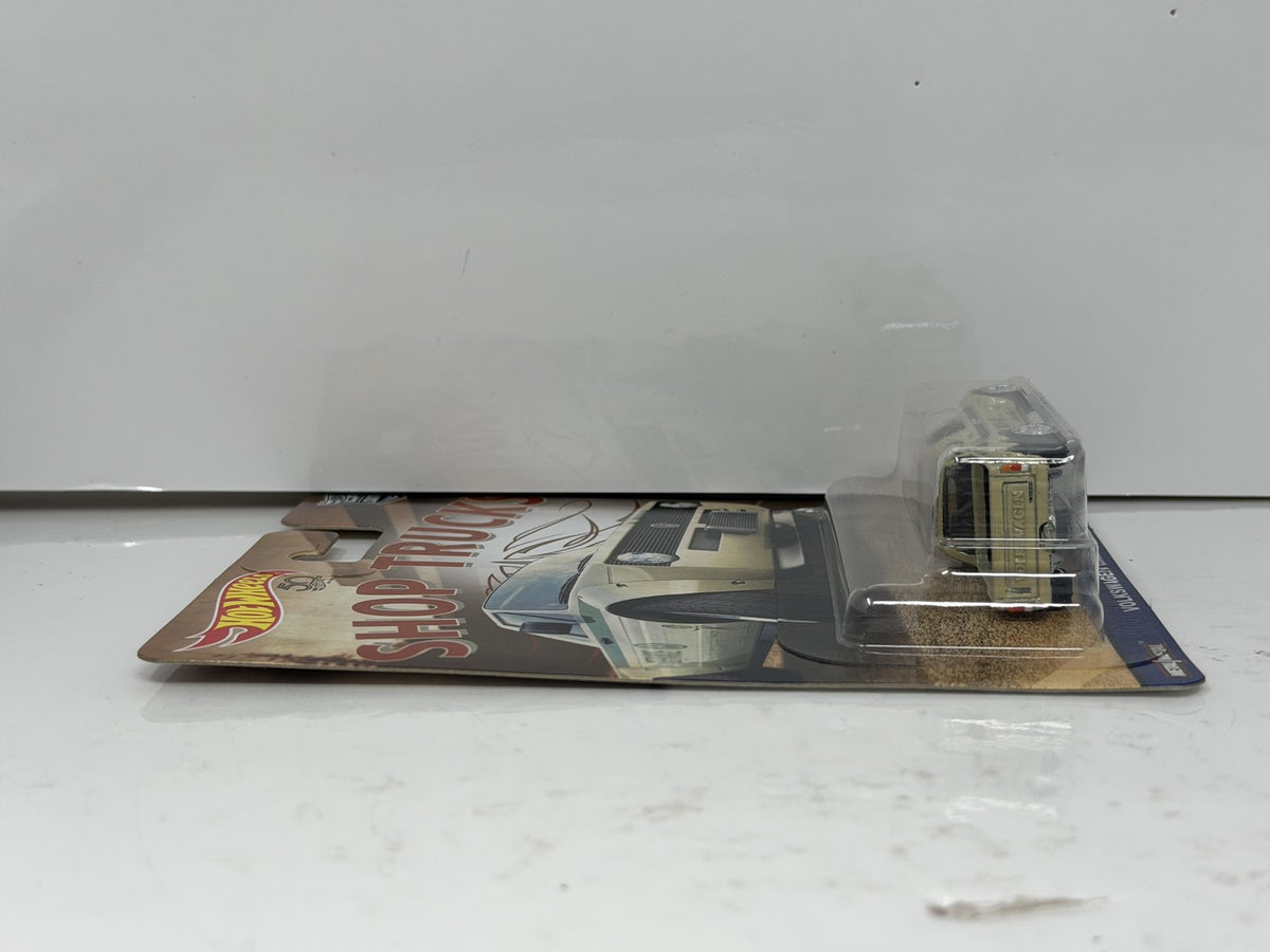 Hot Wheels Shop Trucks Volkswagen Caddy 1:64 Diecast Real Riders