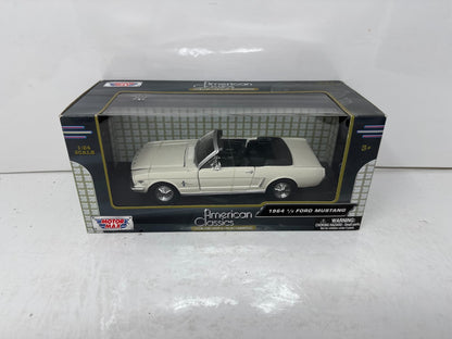 Motormax American Classics 1964 12 Ford Mustang 1:24 Diecast