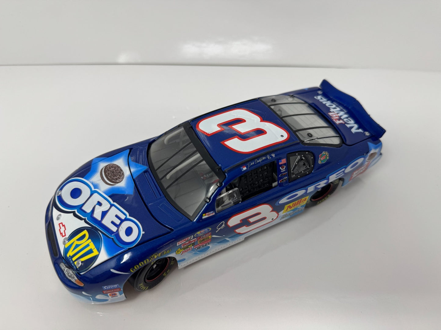 Action NASCAR Dale Earnhardt Jr #8 Oreo Ritz 2002 Monte Carlo 1:24 Diecast