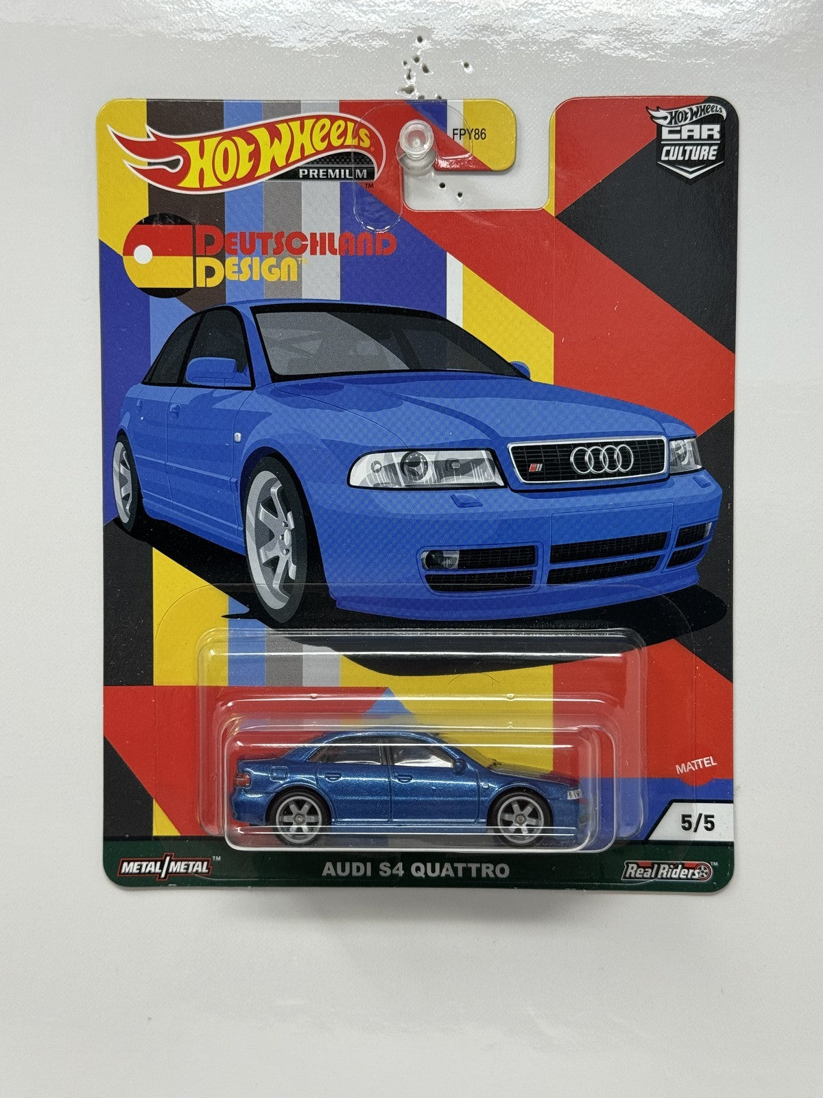 Hot Wheels Premium Deutschland Design Audi S4 Quattro 1:64 Diecast
