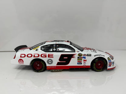 Action NASCAR Kasey Kahne #9 Reverse Pit Cap Car 2005 Dodge Charger 1:24 Diecast