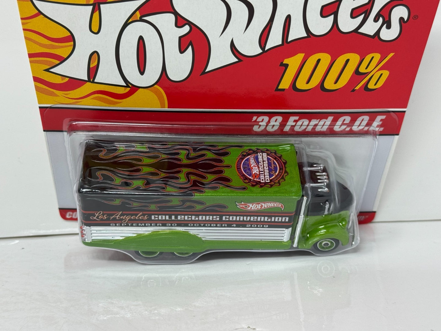 Hot Wheels 100% Convention Series 1938 Ford C.O.E. Truck 1:64 Diecast