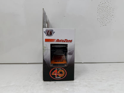 M2 Machines Autozone Auto-Lift 1979 Chevrolet Scottsdale 2-Pack 1:64 Diecast