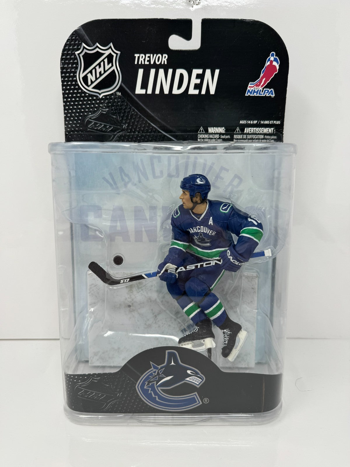 McFarlane NHL Trevor Linden Vancouver Canucks Canadian Exclusive Figure
