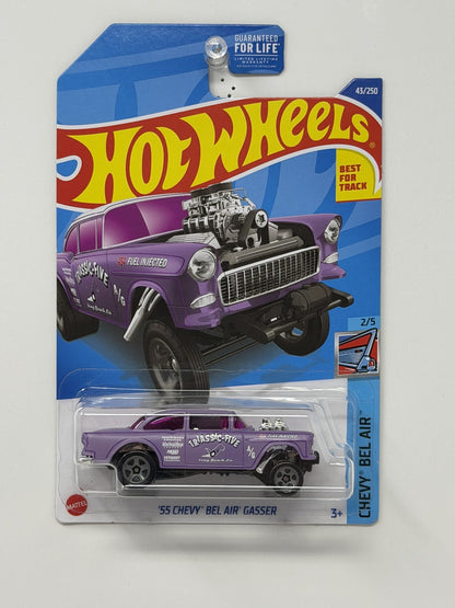 Hot Wheels Chevy Bel Air 1955 Chevy Bel Air Gasser Purple 1:64 Diecast U.S. Card