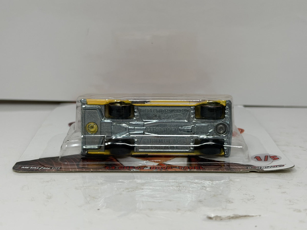 Hot Wheels MAD 1964 Chevrolet Nova Panel 1:64 Diecast Real Riders