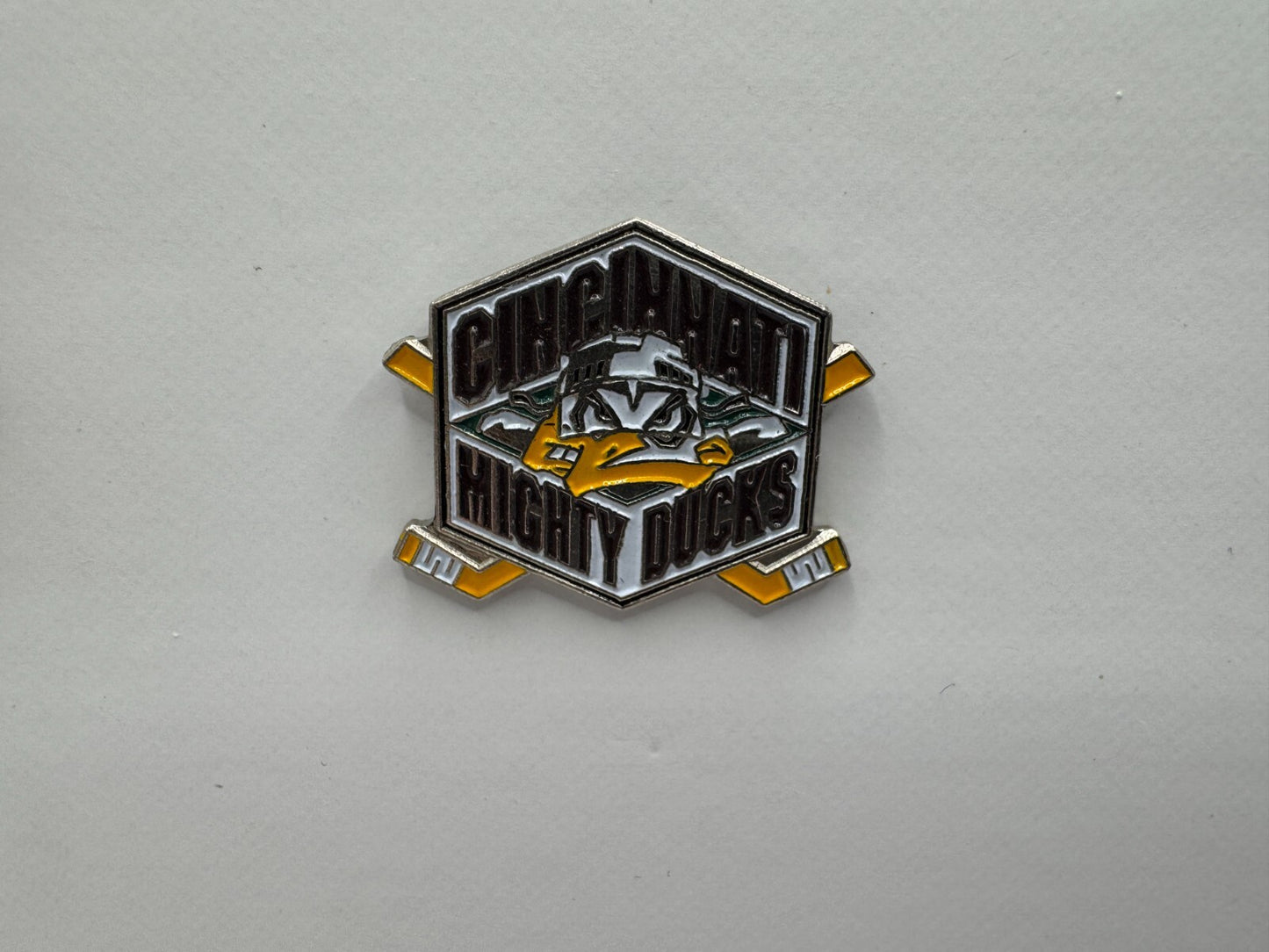 Cincinnati Mighty Ducks AHL Hockey Team Logo Lapel Pin UDT1