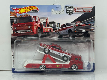 Hot Wheels Premium Team Transport #28 1965 Mercury Comet Cyclone 1:64 Diecast