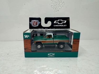 M2 Machines 1973 Chevrolet Cheyenne Super 30 1:64 Diecast
