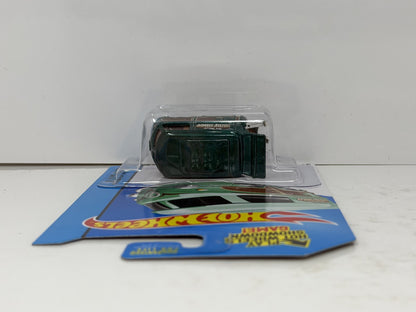 Hot Wheels Super Treasure Hunt Kool Kombi HW City 1:64 Diecast STH