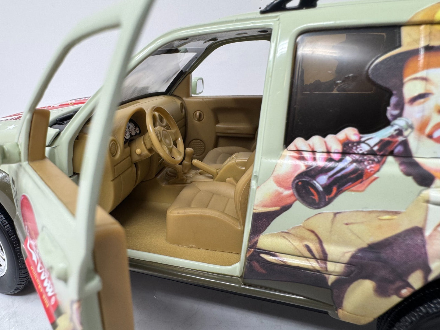 Matchbox Collectibles Coca-Cola 2002 Jeep Liberty 1:18 Diecast