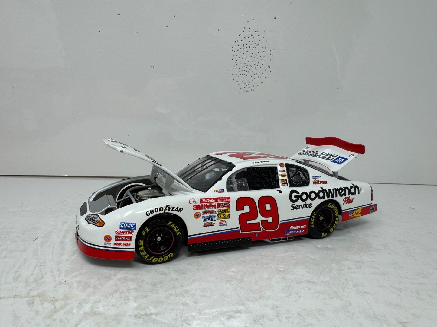 Action NASCAR #29 Kevin Harvick Service Plus 2001 Monte Carlo 1:24 Diecast