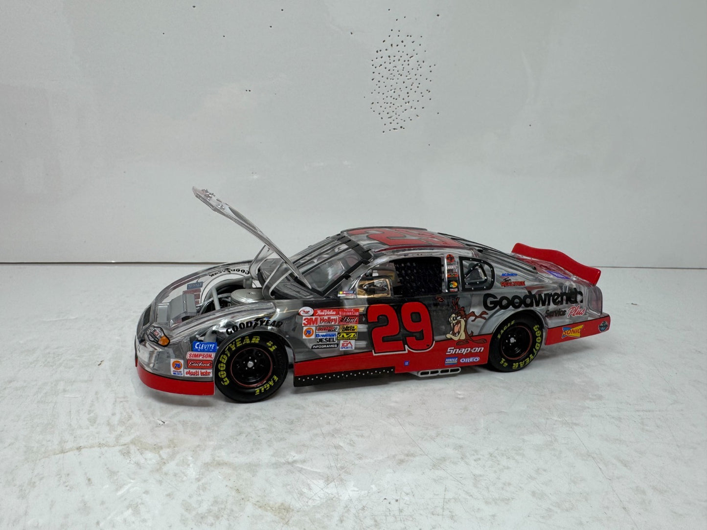 Action NASCAR #29 Kevin Harvick Looney Tunes 2001 Monte Carlo Clear 1:24 Diecast