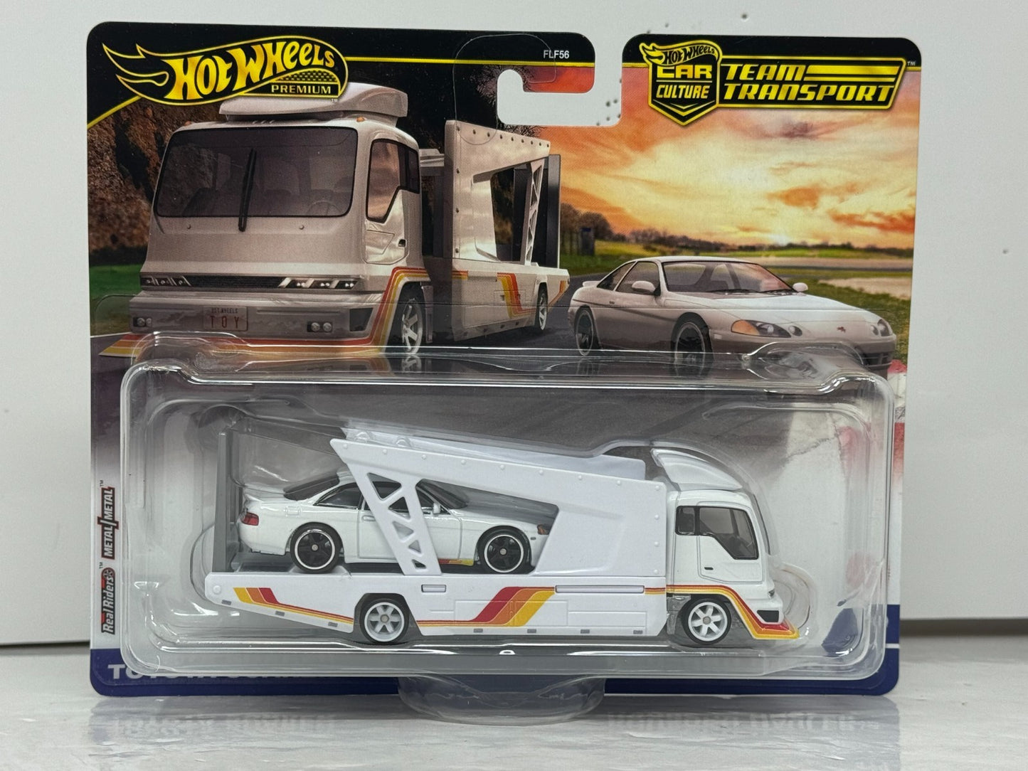 Hot Wheels Premium Team Transport Toyota Soarer & Kousoku Hauler 1:64 Diecast