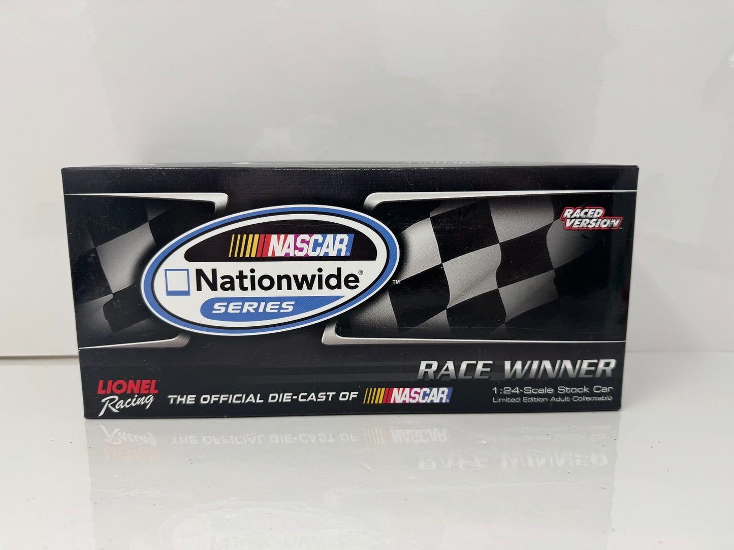 Lionel NASCAR Kasey Kahne #5 Hellmann's Daytona Win 2014 Camaro 1:24 Diecast