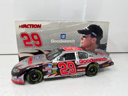 Action Nascar #29 Kevin Harvick GM Quicksilver 2005 Monte Carlo 1:24 Diecast