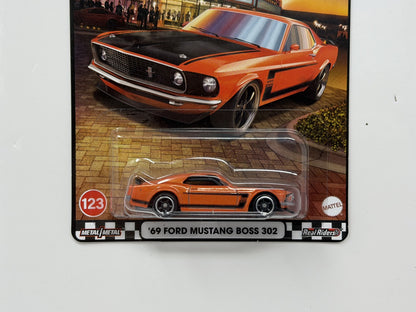 Hot Wheels Premium Boulevard #123 1969 Ford Mustang Boss 302 1:64 Diecast