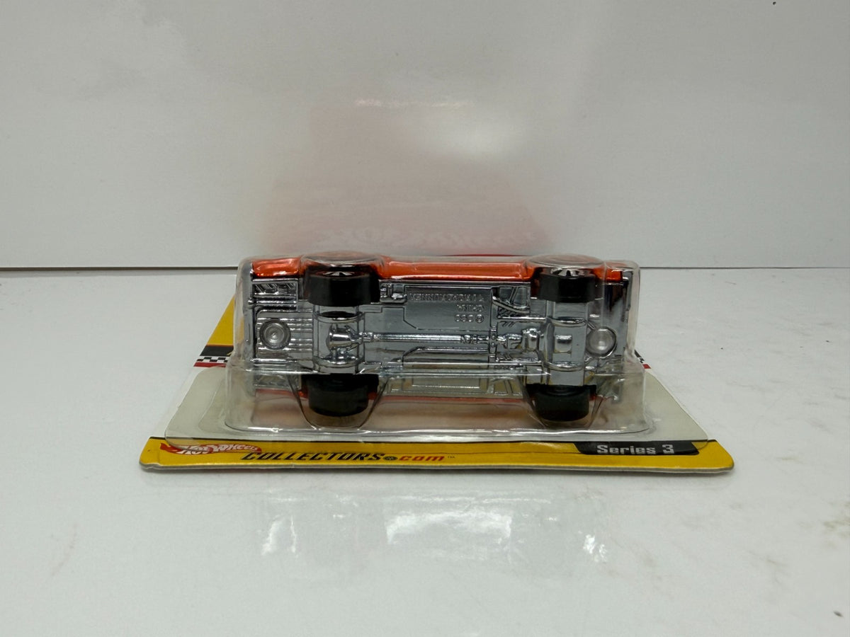 Hot Wheels Neo-Classics 1970 Plymouth Road Runner 1:64 Diecast 8198/10500