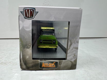 M2 Machines Auto Haulers 1960 Chevy C60 & 1968 Camaro SS CHASE 1:64 Diecast