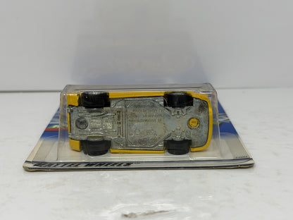 Hot Wheels Treasure Hunt Ferrari F512M 1:64 Diecast Real Riders Yellow