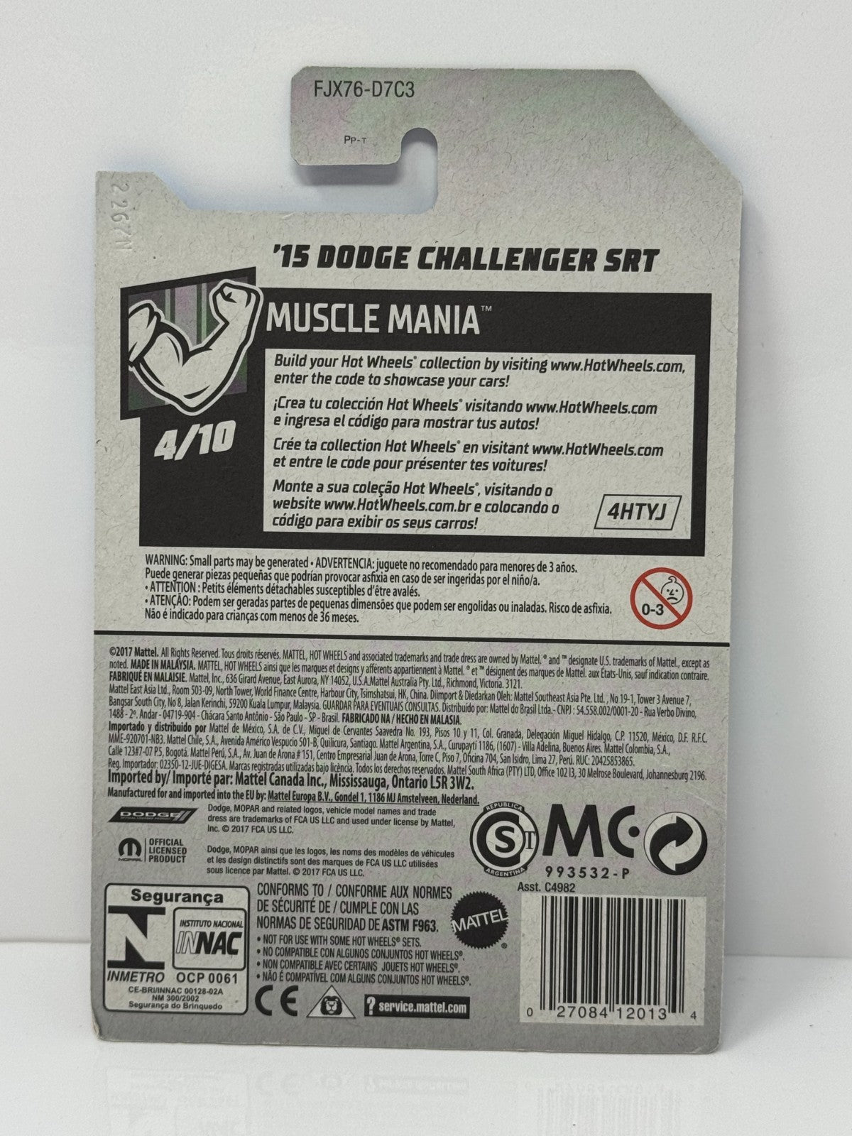 Hot Wheels Muscle Mania 2015 Dodge Challenger SRT 1:64 Diecast Black