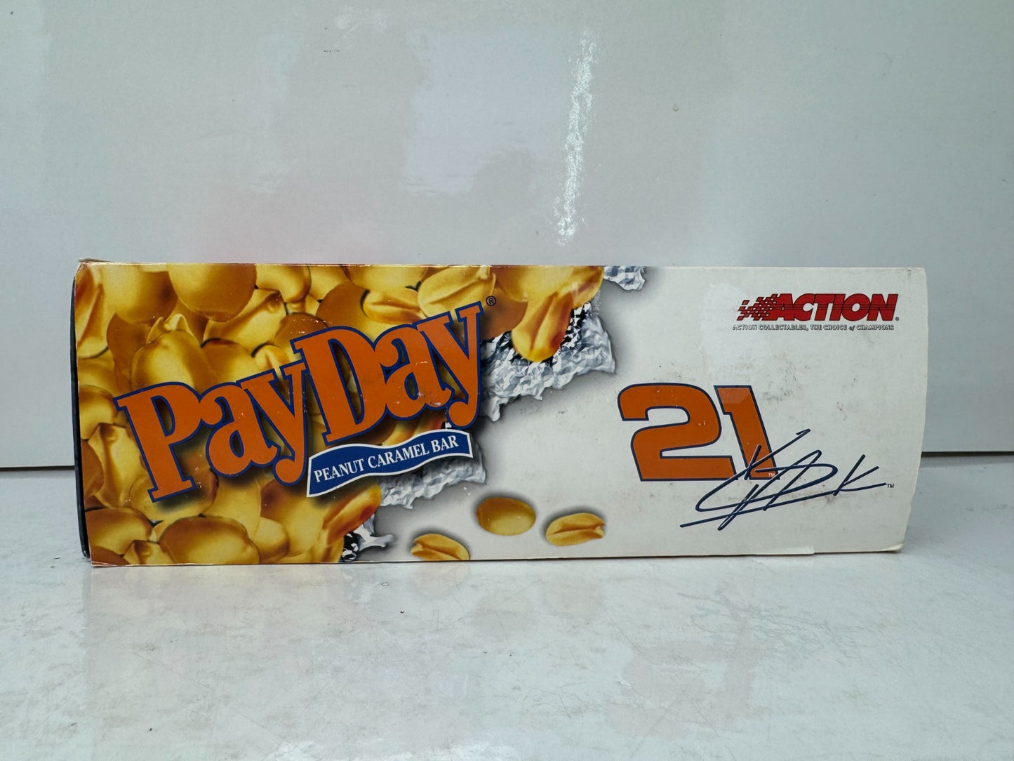 Action Nascar #21 Kevin Harvick PayDay 2003 Chevy Monte Carlo 1:24 Diecast