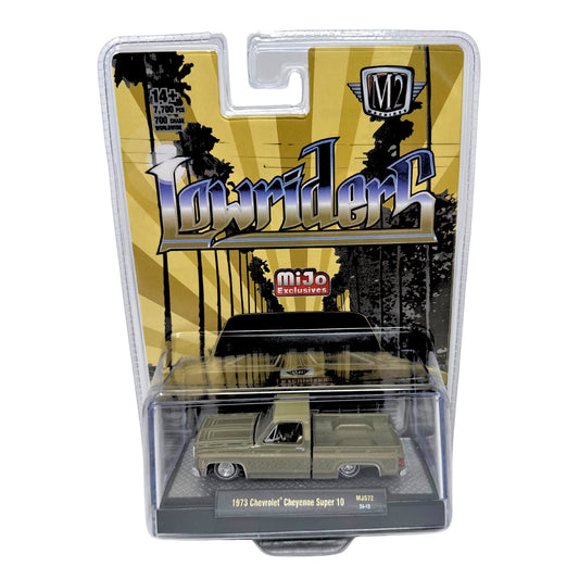 M2 Machines Lowriders 1973 Chevrolet Cheyenne Super 10 1:64 Diecast