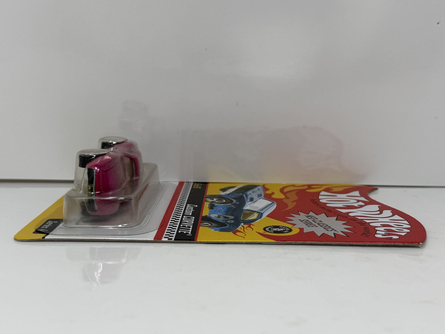 Hot Wheels Neo-Classics Custom Corvette Series 4 1:64 Diecast 8772/11000