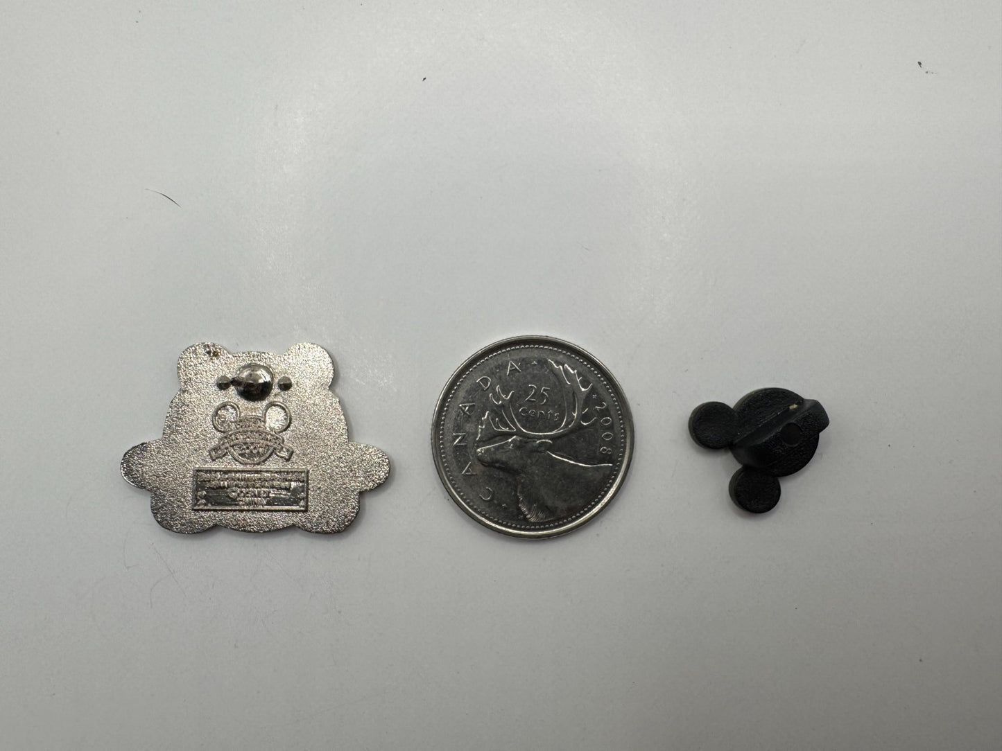 Disney Round Characters Winnie the Pooh Trading Pin DC1S18