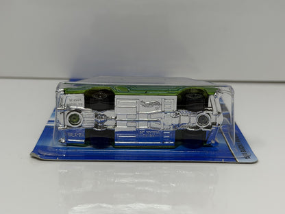 Hot Wheels 1964 Buick Riviera 1:64 Diecast Green