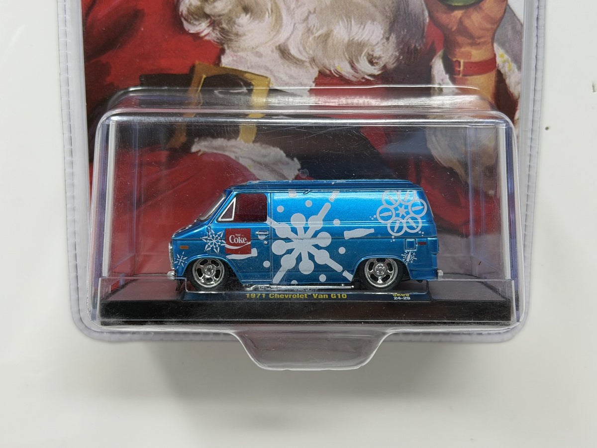 M2 Machines Coca-Cola Santa 1971 Chevrolet Van G10 1:64 Diecast