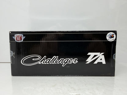 M2 Machines Dodge 1970 Dodge Challenger T/A CHASE 1:24 Diecast Black