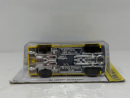 Hot Wheels HW Off-Road 1983 Chevy Silverado 1:64 Diecast Yellow V2