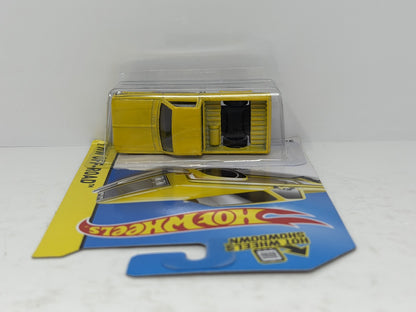 Hot Wheels HW Off-Road 1983 Chevy Silverado 1:64 Diecast Yellow