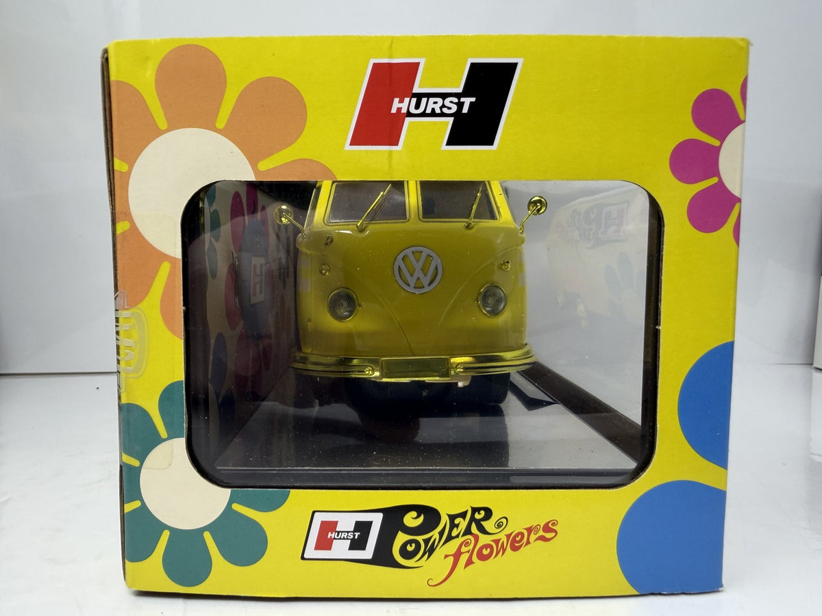 M2 Machines Hurst 1960 Volkswagen Delivery Van CHASE 1:24 Diecast Yellow