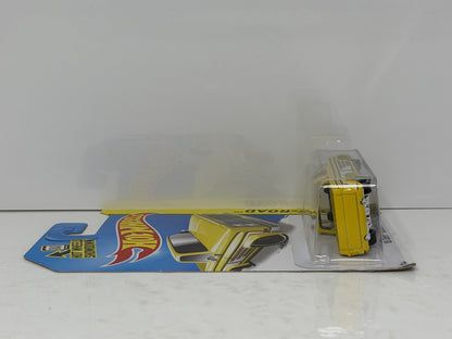 Hot Wheels HW Off-Road 1983 Chevy Silverado 1:64 Diecast Yellow