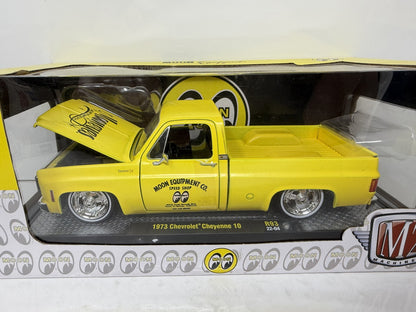 M2 Machines Mooneyes 1973 Chevrolet Cheyenne 10 1:24 Diecast Yellow