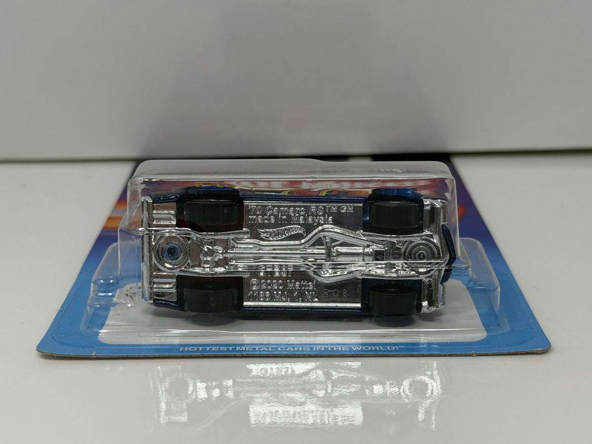 Hot Wheels Ultra Hots 1970 Chevrolet Camaro RS 1:64 Diecast Blue