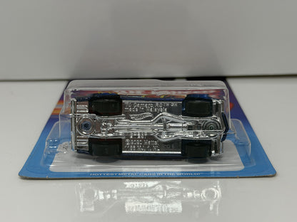 Hot Wheels Ultra Hots 1970 Chevrolet Camaro RS 1:64 Diecast Blue