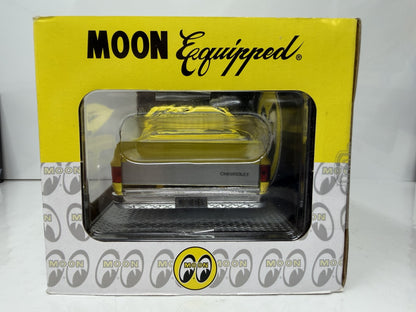 M2 Machines Mooneyes 1973 Chevrolet Cheyenne 10 1:24 Diecast Yellow