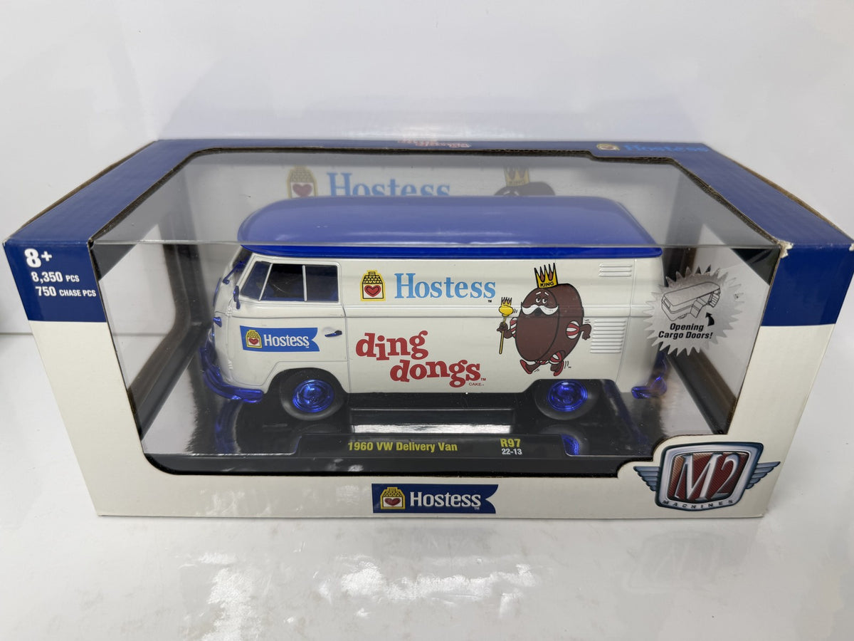 M2 Machines Hostess 1960 Volkswagen Delivery Van CHASE 1:24 Diecast White Blue