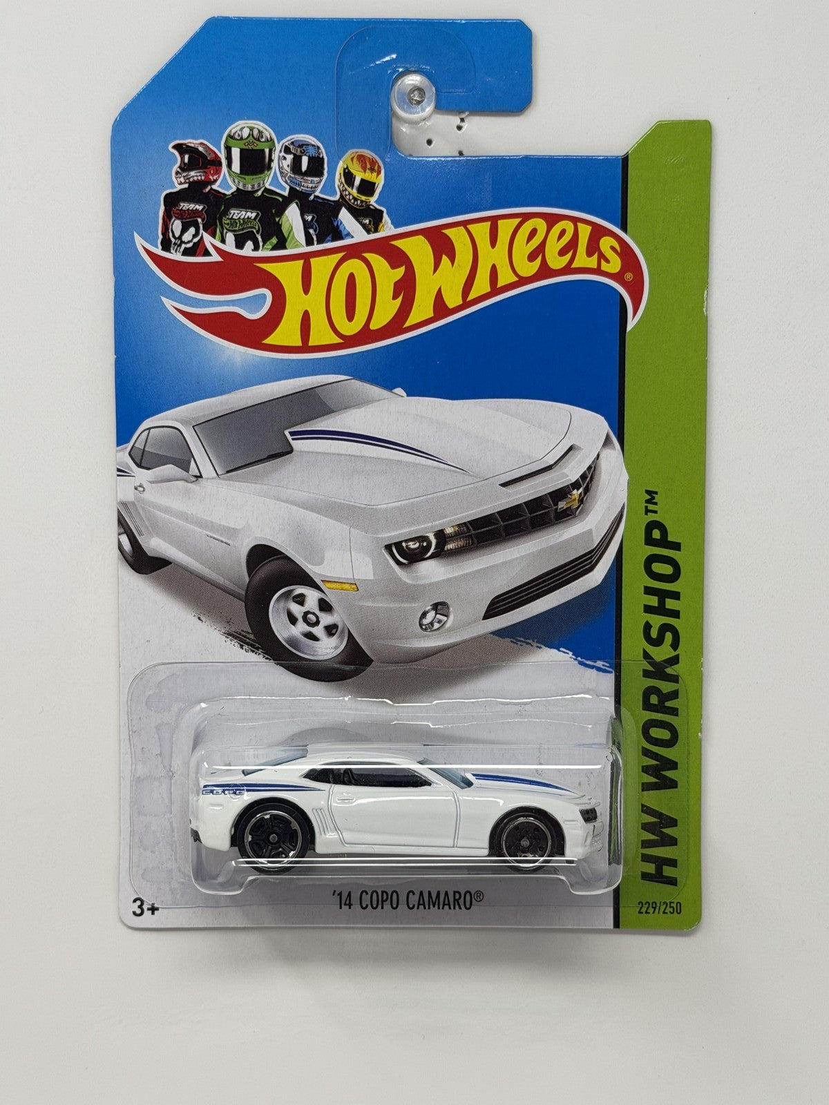 Hot Wheels HW Workshop 2014 COPO Camaro 1:64 Diecast White