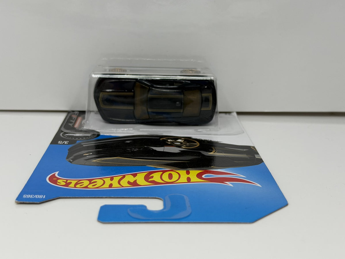 Hot Wheels Camaro Fifty 2013 Chevy Camaro Special Edition 1:64 Diecast Black