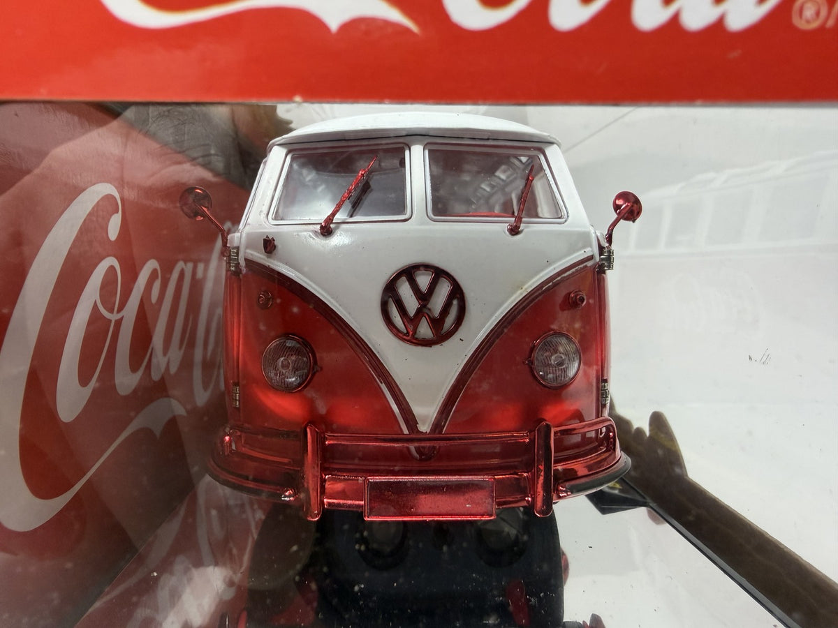 M2 Machines Coca-Cola 1960 Volkswagen Microbus CHASE 1:24 Diecast Red White