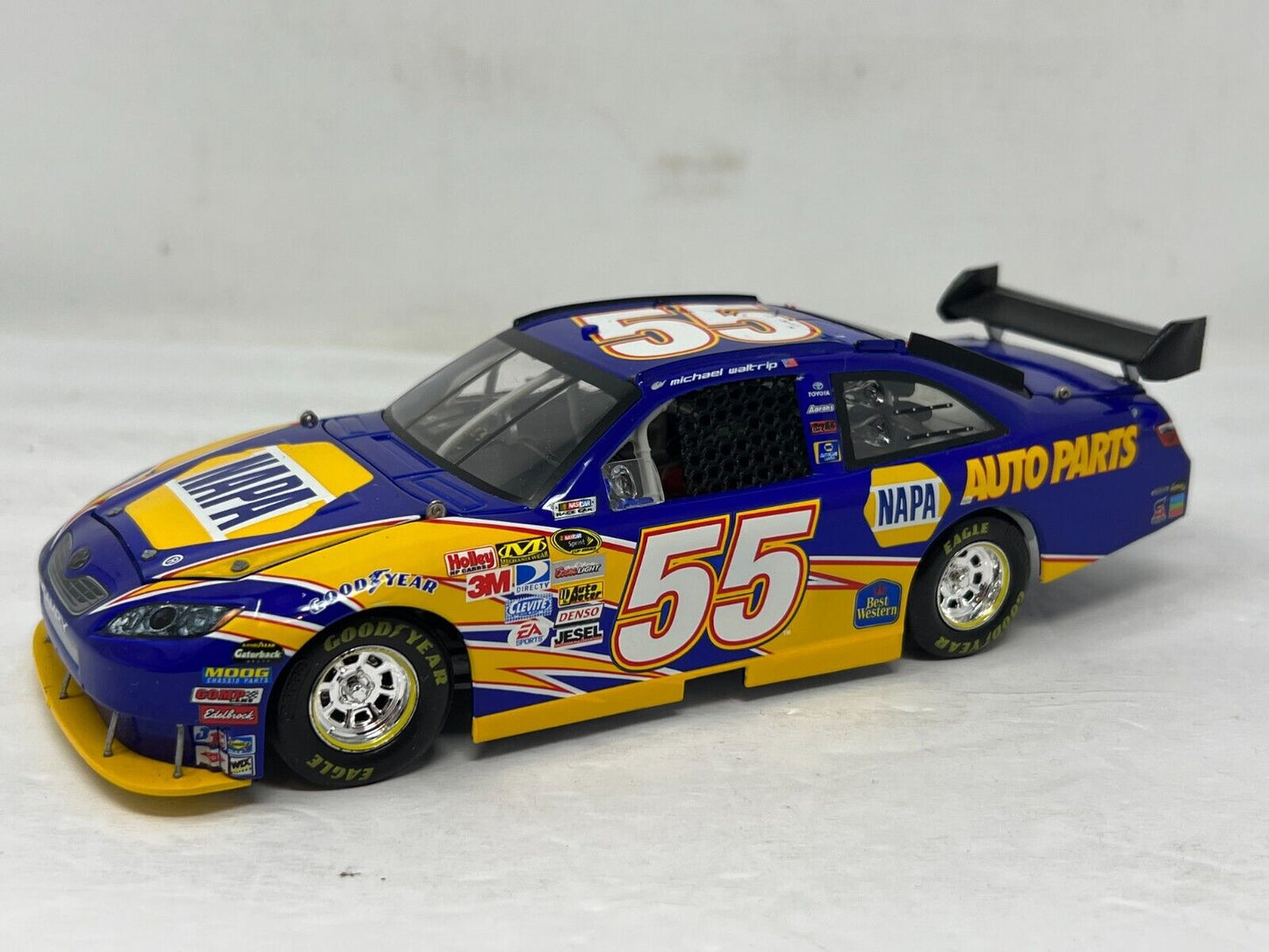 Action Nascar #55 Michael Waltrip NAPA 2008 Toyota Camry 1:24 Diecast