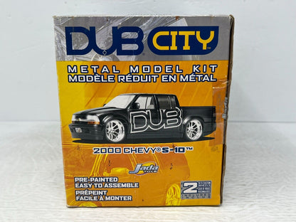 Jada Dub City 2000 Chevy S-10 1:24 Diecast Metal Model Kit